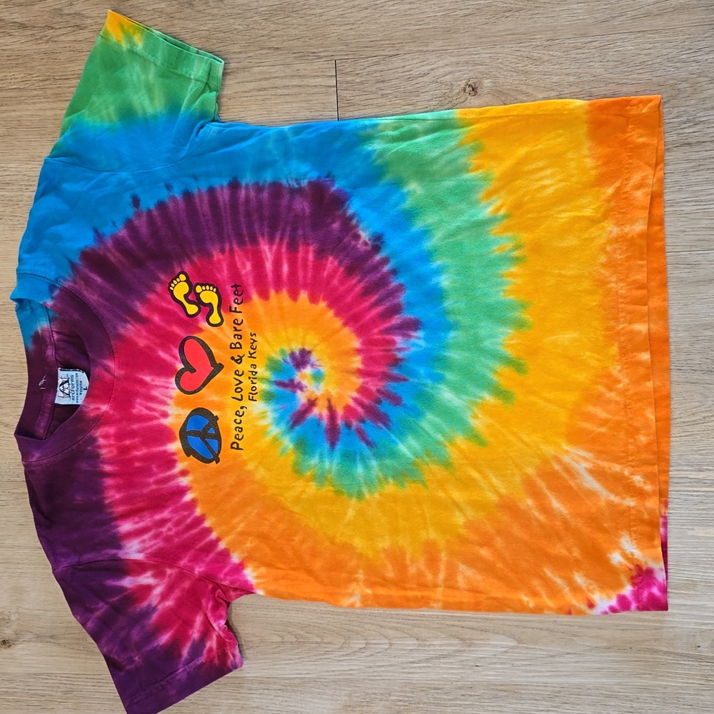 Gildan Artforms Red and Blue Short Sleeve Tee Sz L